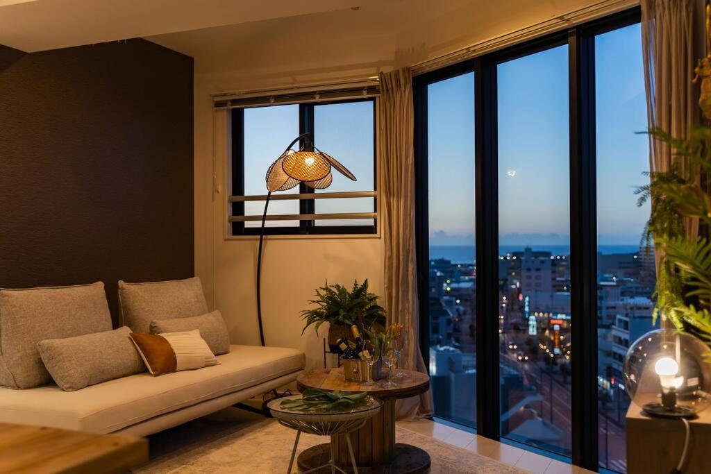 The Penthouse Ginowan Apartment Urasoe Екстериор снимка