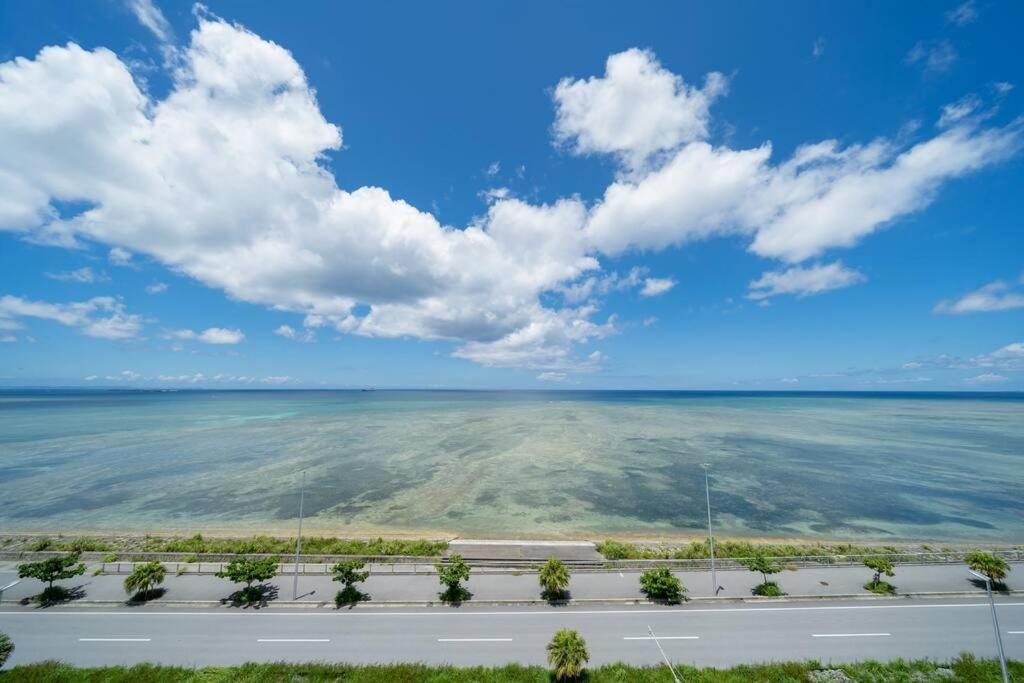 The Penthouse Ginowan Apartment Urasoe Екстериор снимка