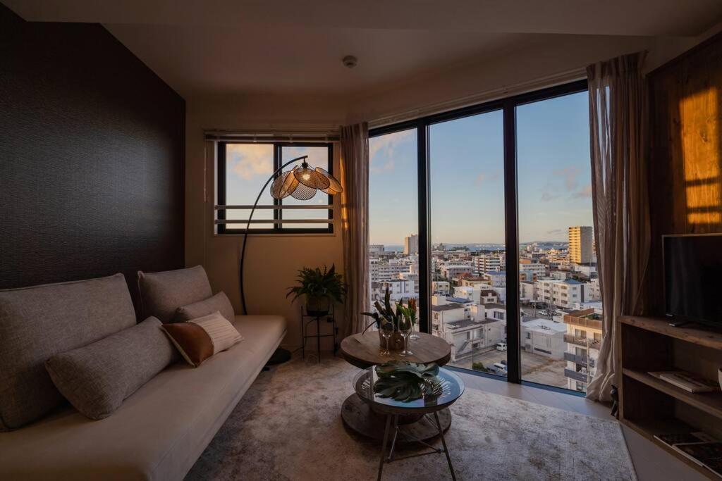 The Penthouse Ginowan Apartment Urasoe Екстериор снимка